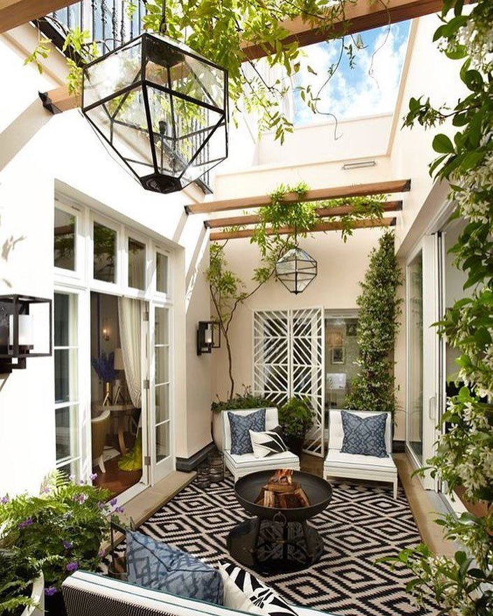 Small Front Gardens: Atrium Garden Oasis