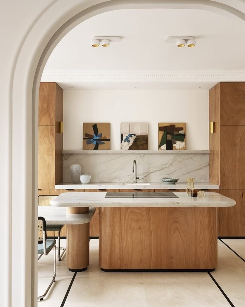 Modern Minimalist Kitchen: Architectural Grace