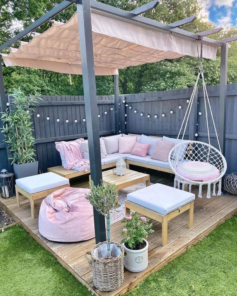 Modern Boho Haven: Intimate Deck Retreat