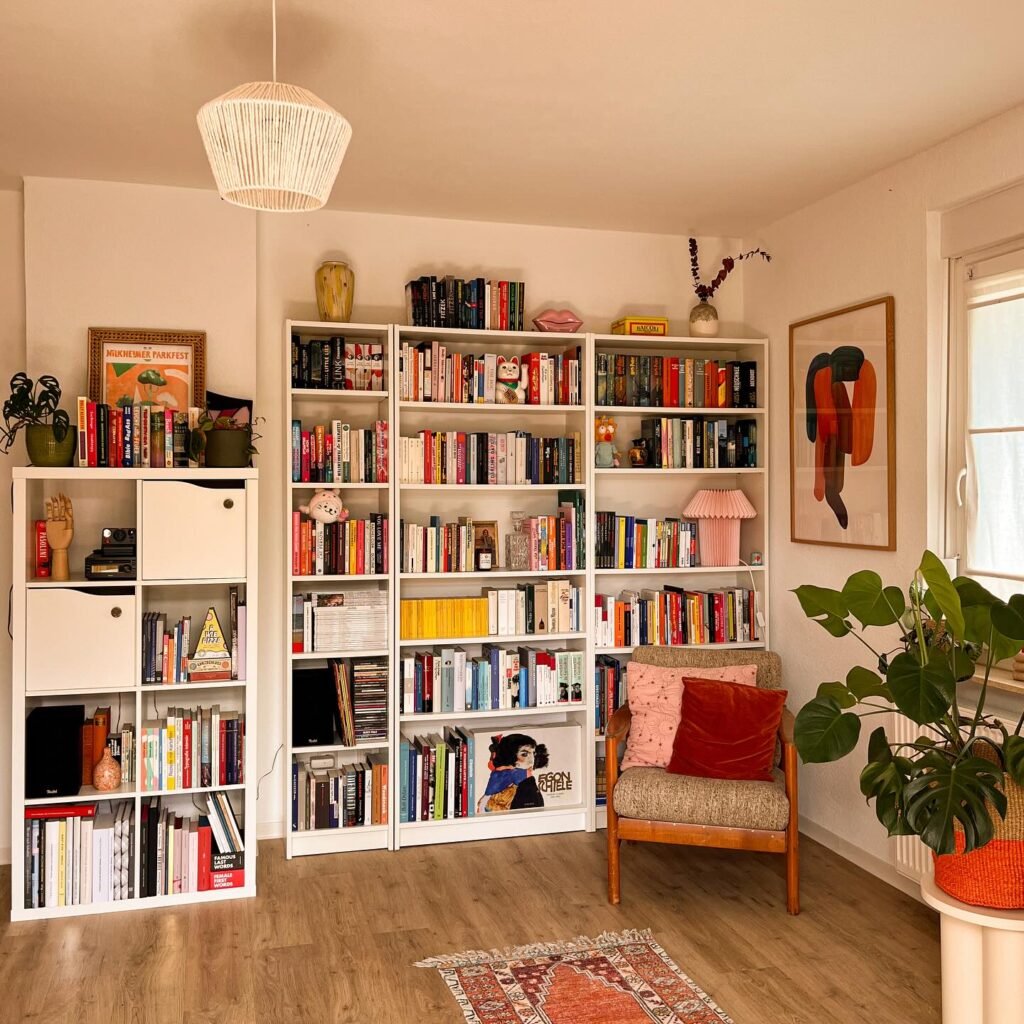 Small Library Room: Modern Scandinavian Study