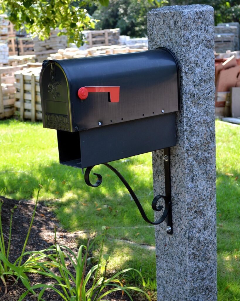 Modern Minimalist Mailbox Planter