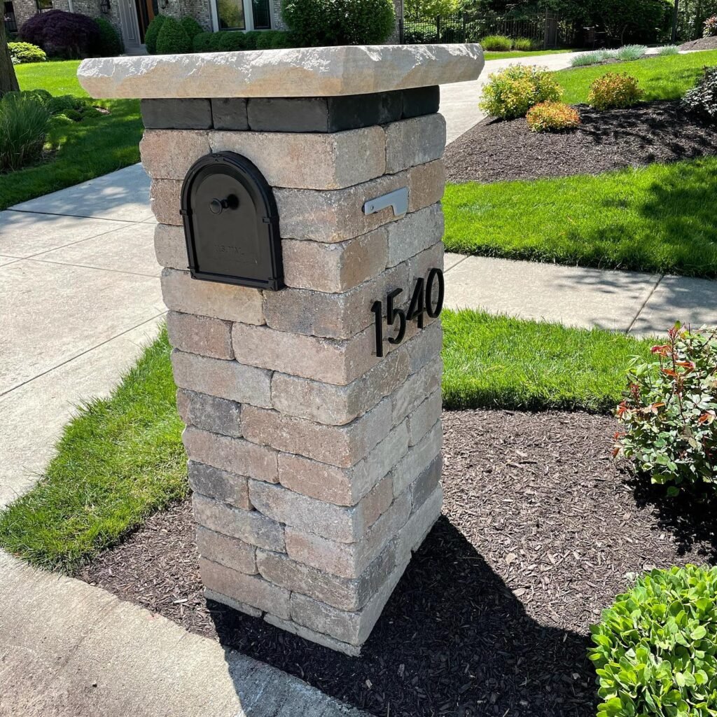 Rustic Stone Pillar Mailbox