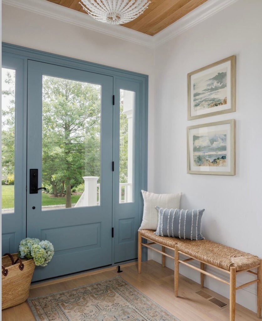 Tiny Entryway: Coastal Blue Door