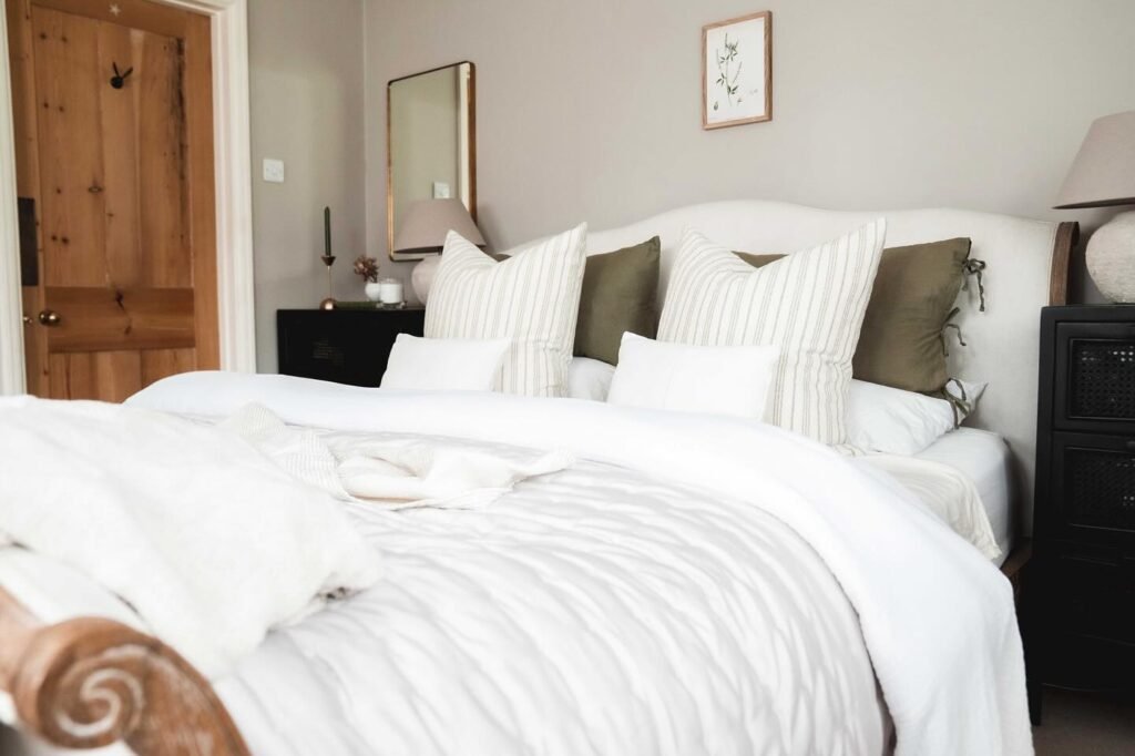 Clean Earthy Bedroom Aesthetic