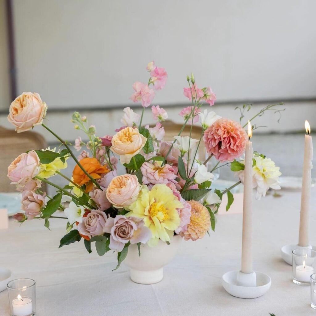 Spring Floral Arrangements Centerpieces with Seasonal Blooms