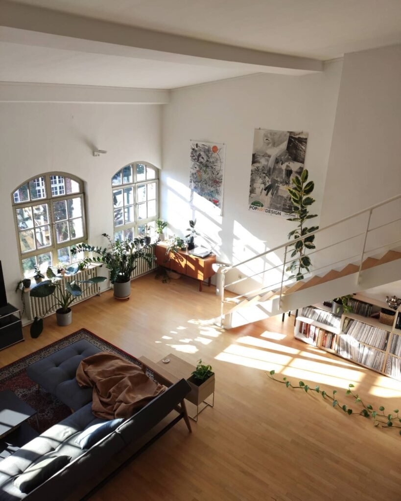Loft Apartment - Sunlit Minimalism