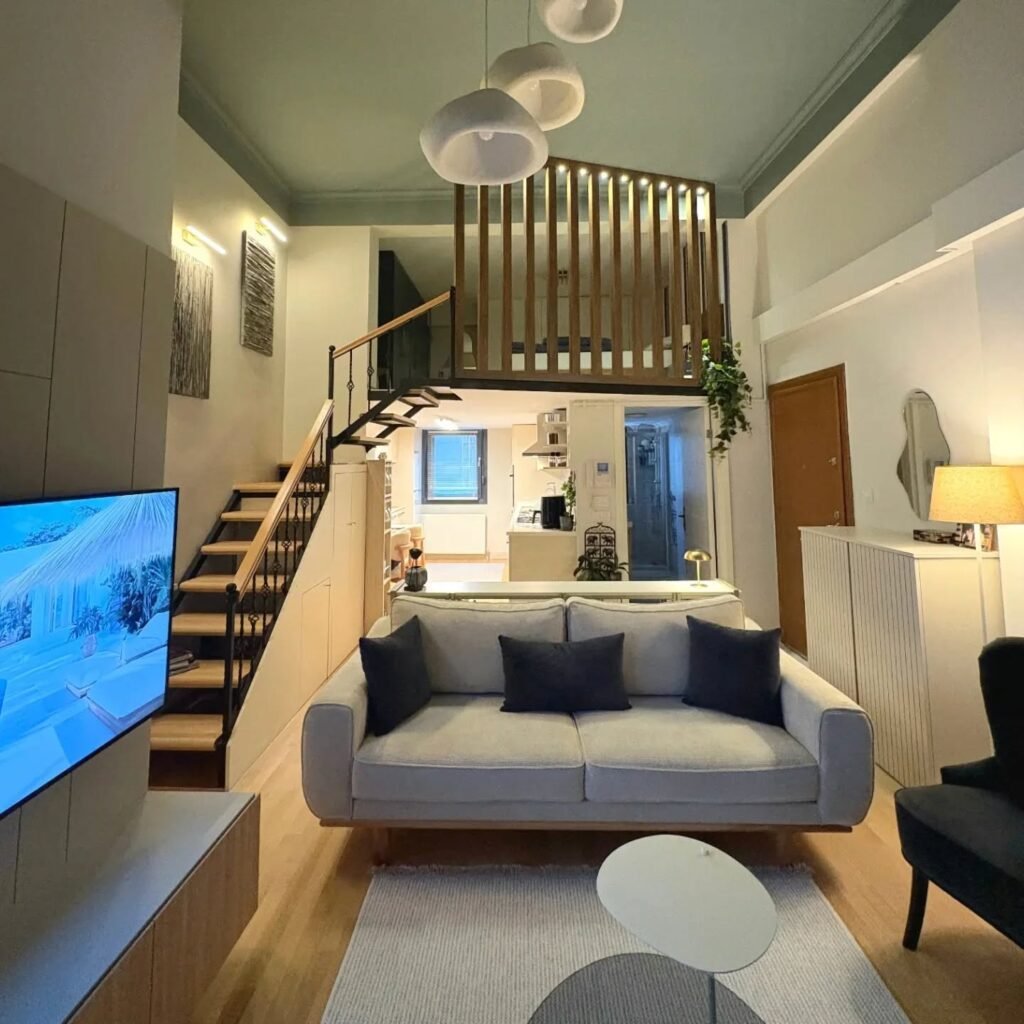 Cute Loft Apartment Aesthetic - Modern Minimalism