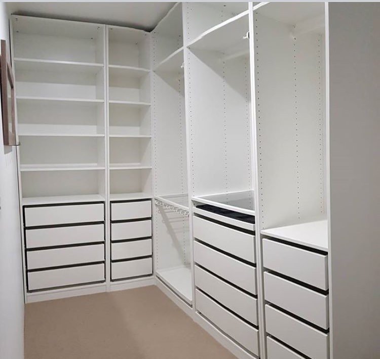 Small Space Walk In Closet - Modular System