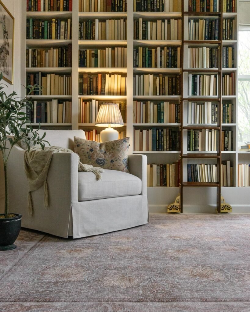 Small Home Libraries: Classic Reading Corner